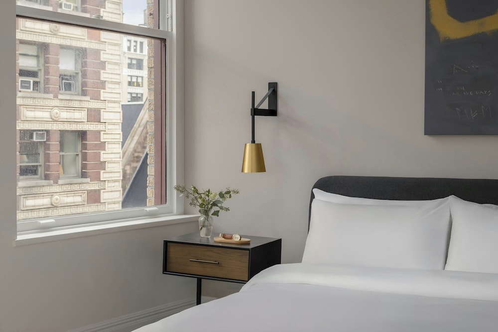 Flatiron Hotel 47/62
