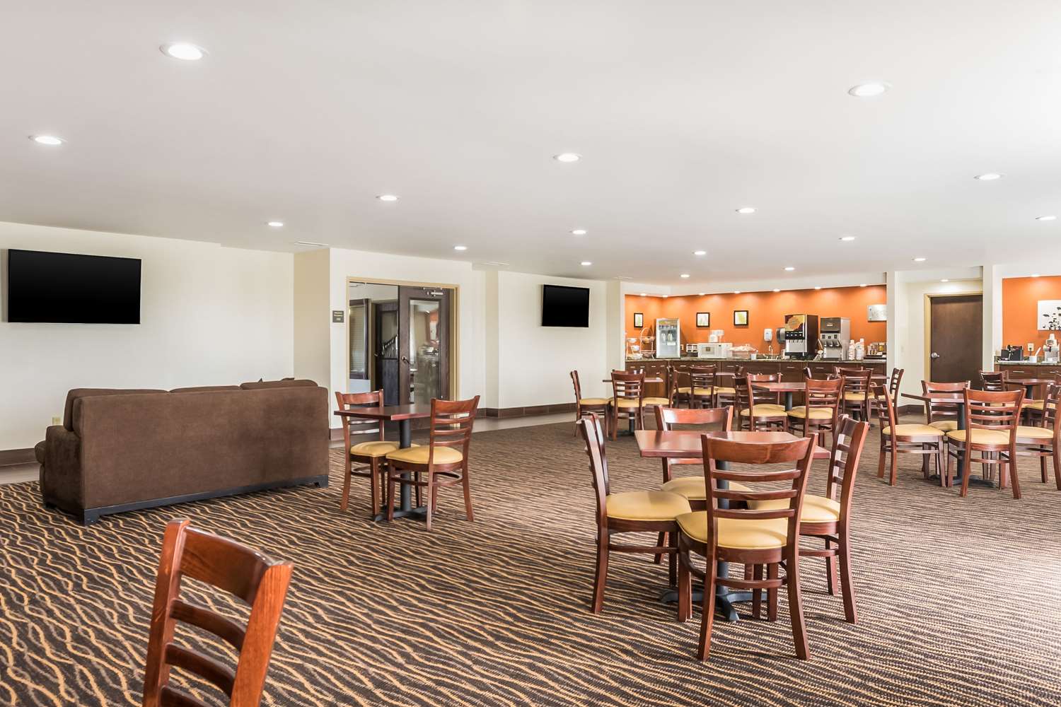 Sleep Inn & Suites North Liberty - Liberty City 37/43