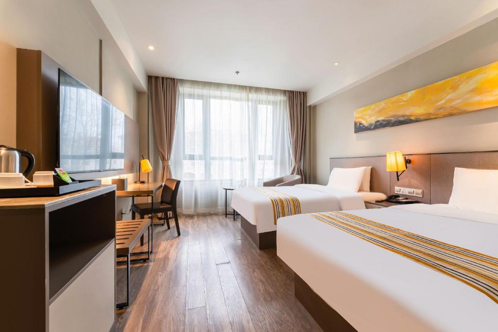 Home Inn Plus (Xi'an High Tech Zone Jinye No. 1 Zhangba No. 4 Subway Station Store) 24/58