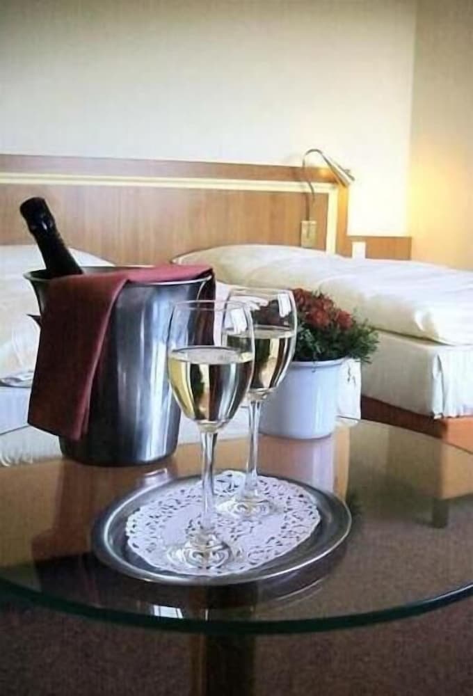 Ringhotel Parkhotel Witten 10/25