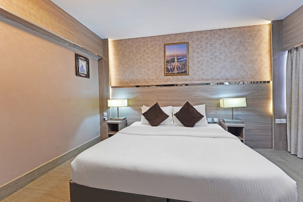 OYO 338 Transworld Hotel 11/39