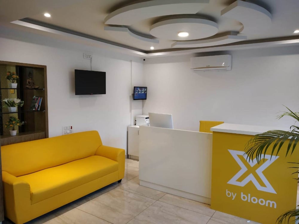 X by Bloom Indiranagar 8/36