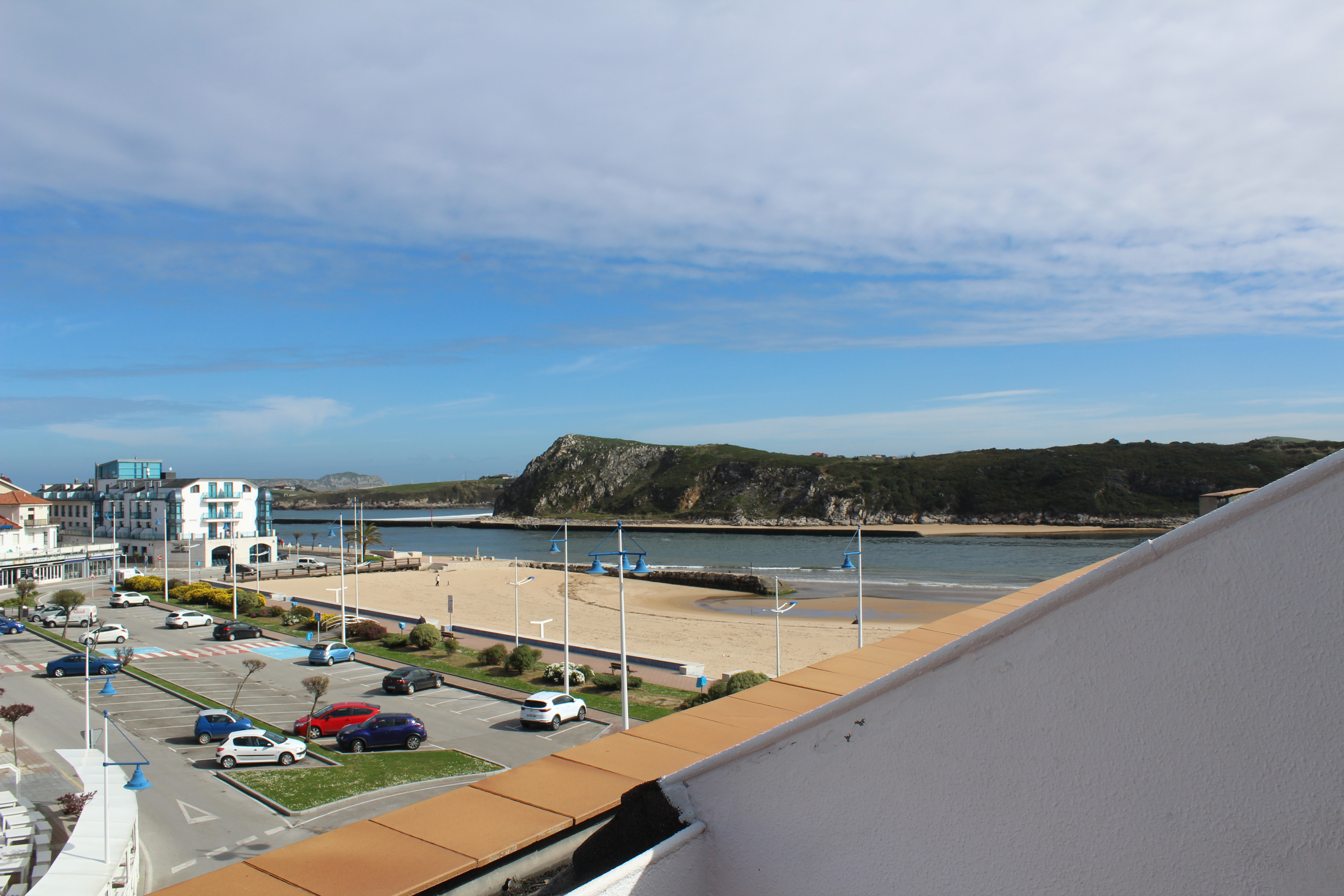 El Muelle De Suances 46/50