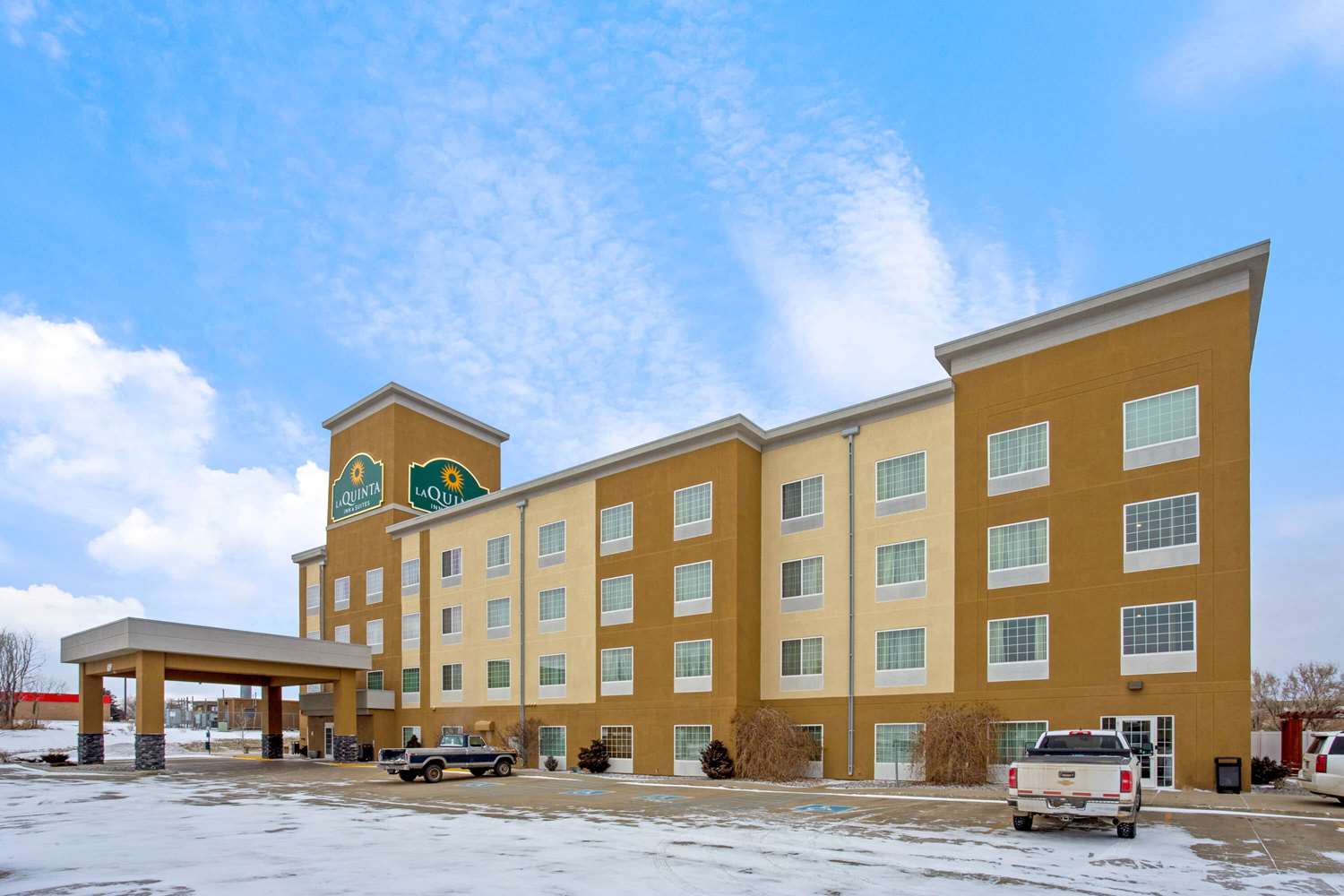 La Quinta Inn & Suites by Wyndham Dickinson 7/50