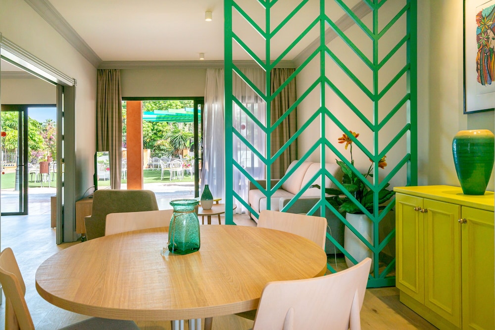 Villa Mandi Golf Resort 38/66