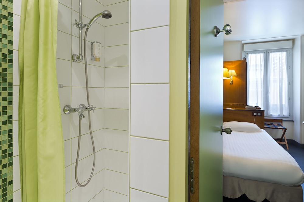 Aurore Hotel 16/32