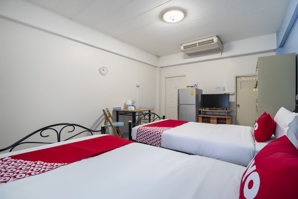 Aromdee Apartment 24/36