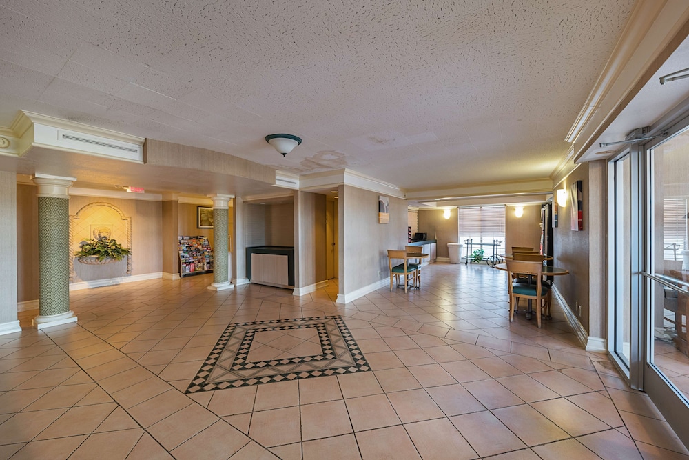 Motel6 Grand Prairie, TX - Interstate 30 11/51