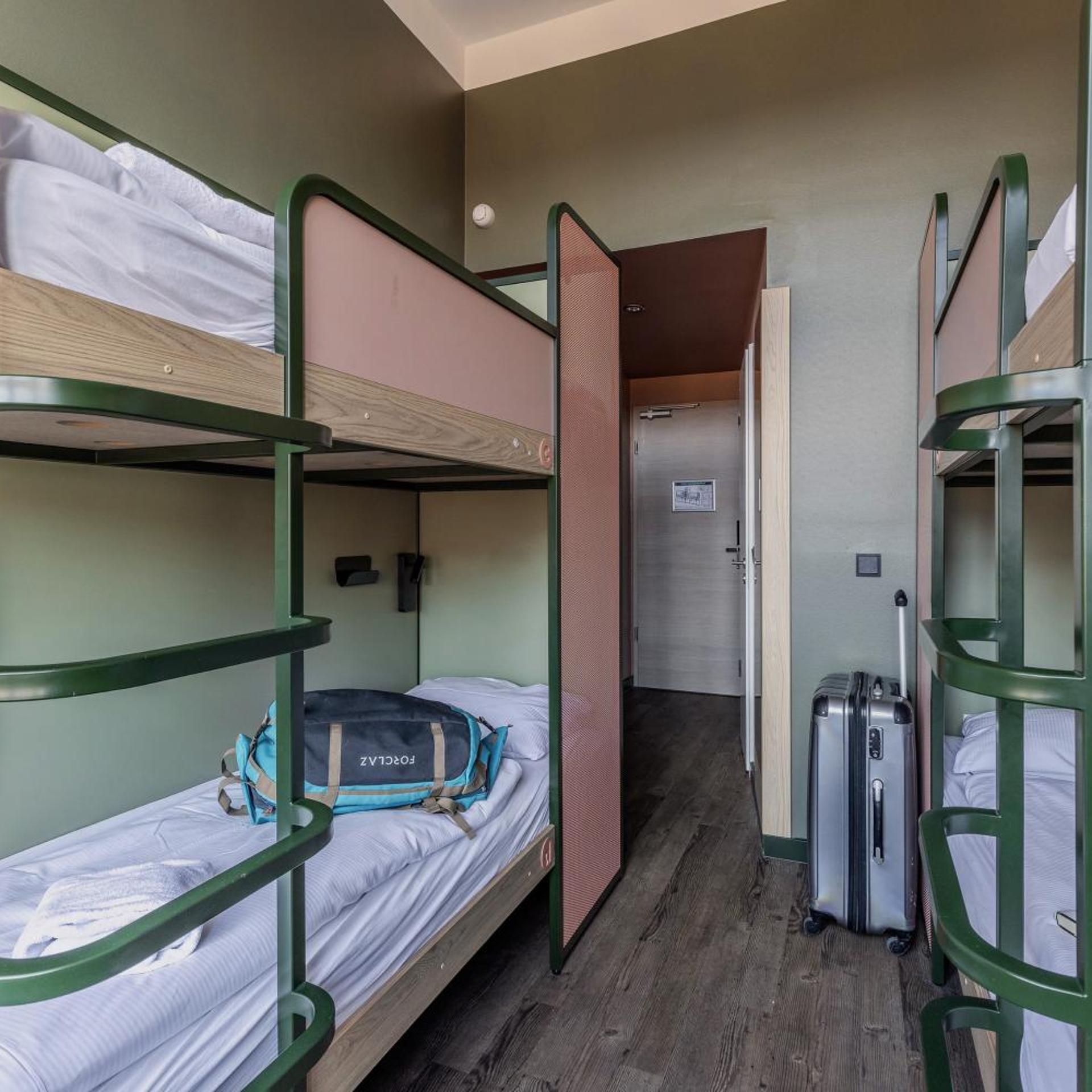 Meininger Hotel Berlin Mitte Humboldthaus Hostel 20/50