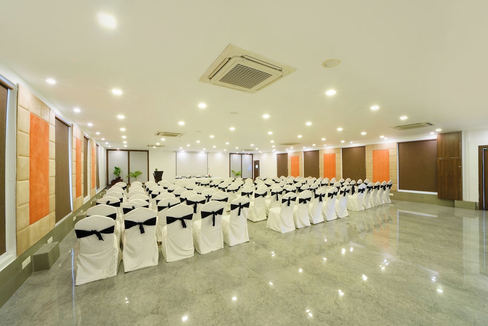 Hotel Sinclairs Bayview Port Blair 20/50