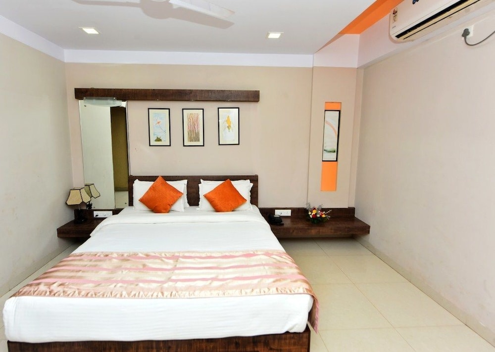 Boshan Hotels 15/50
