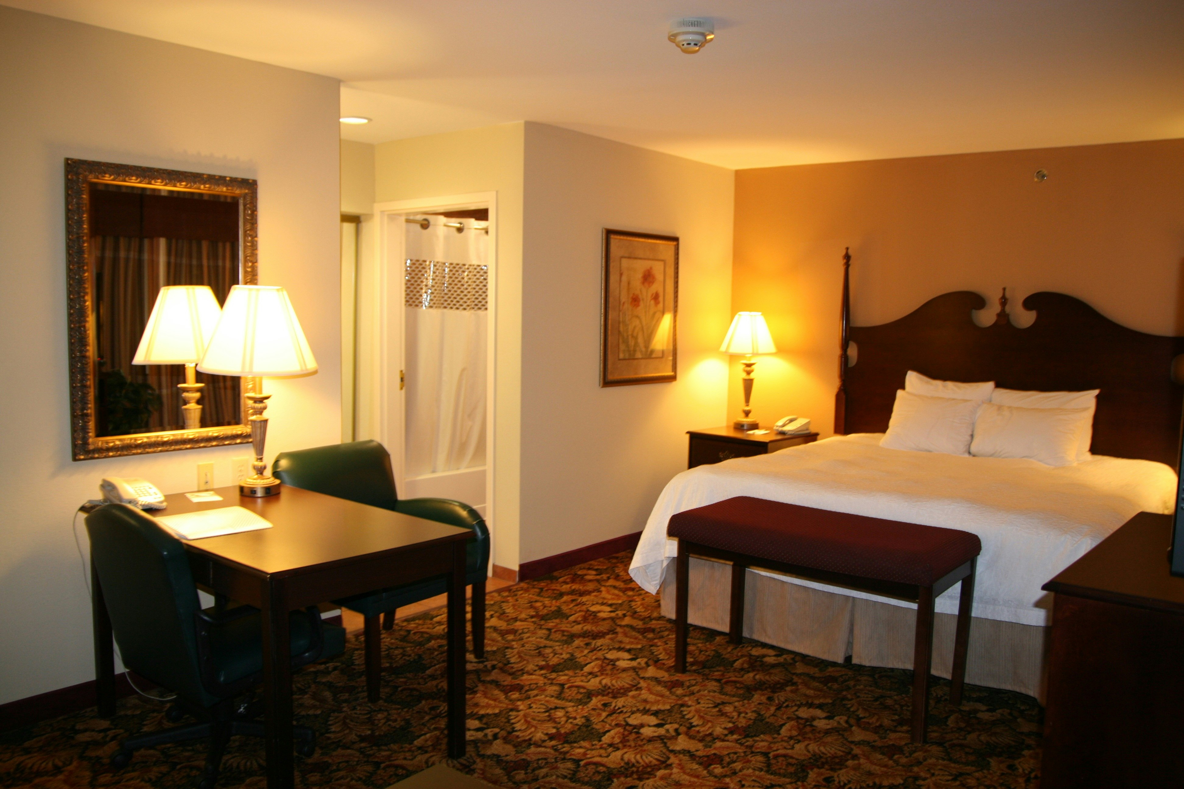 Hampton Inn & Suites Del Rio 16/35