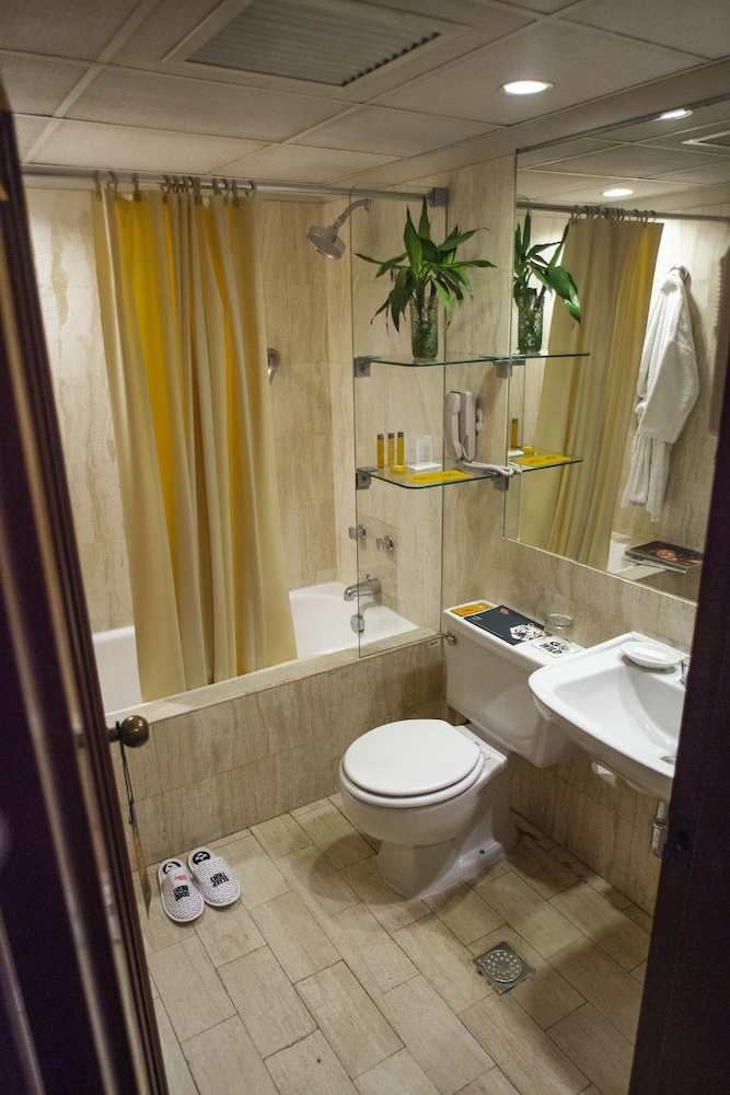 Bth Hotel Lima Golf Ex Libertador Lima 25/66
