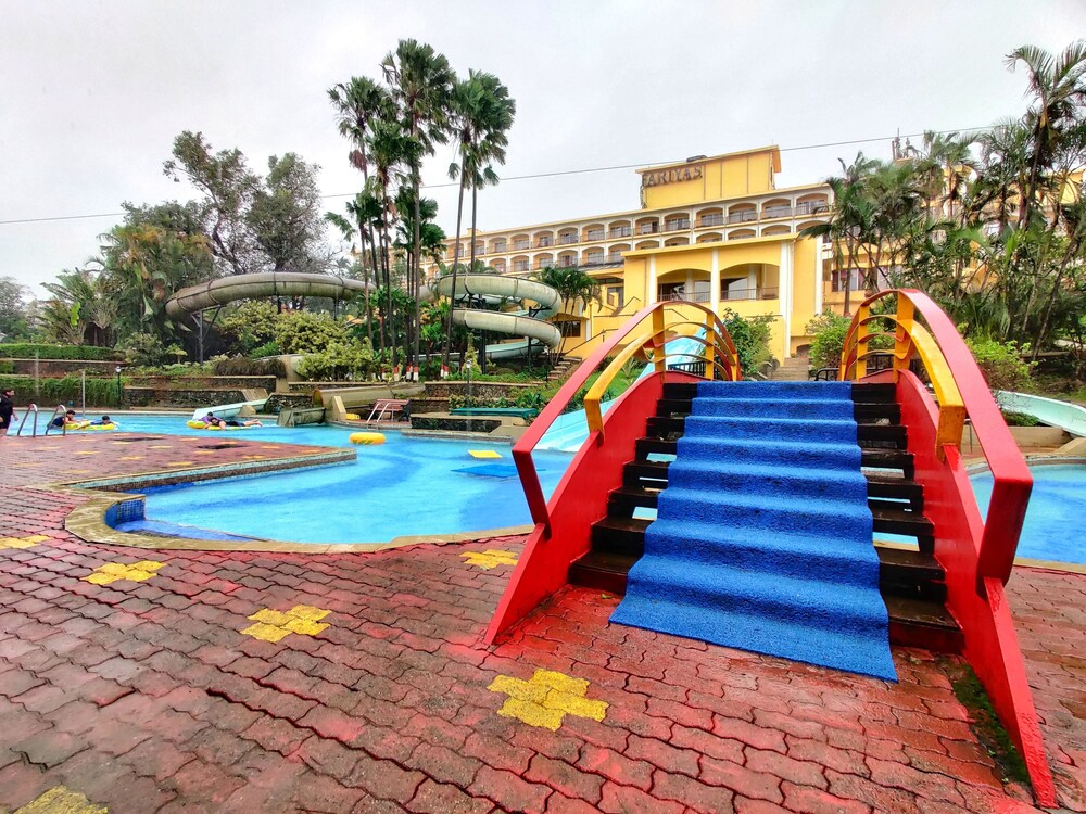 Fariyas Resort Lonavla 72/77