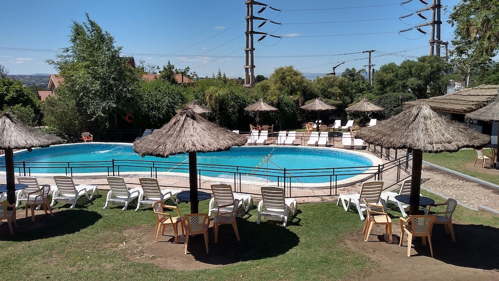 Pinares Del Cerro Hotel 1/63