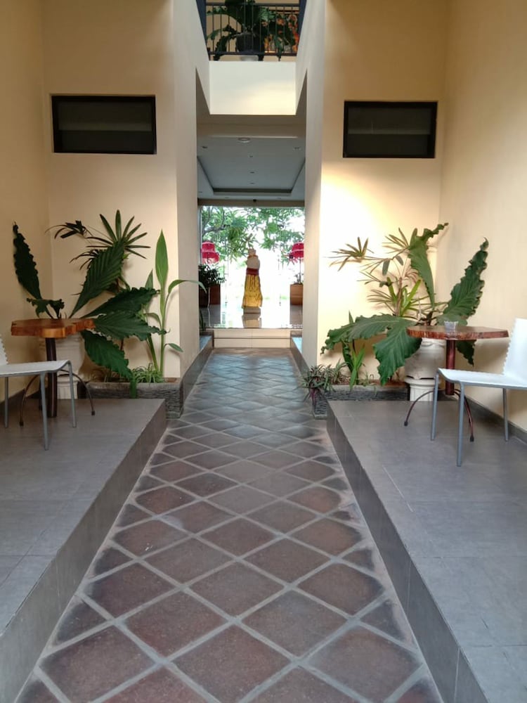 Hotel Mandari 19/65
