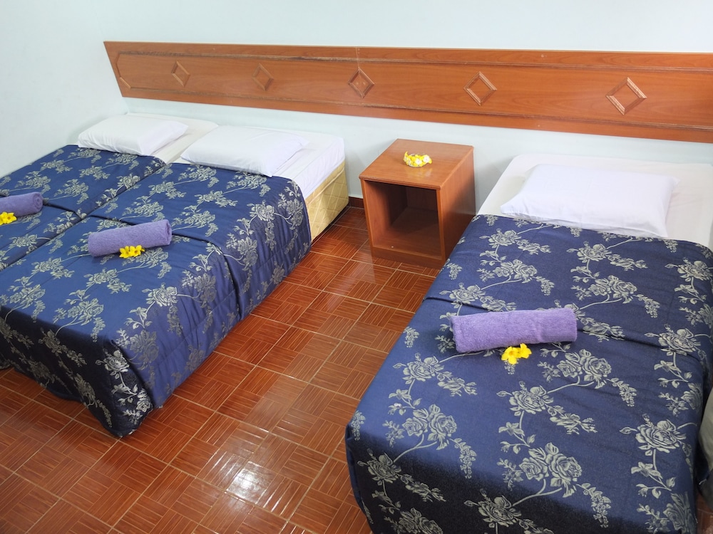 Purnama Beach Resort 47/67