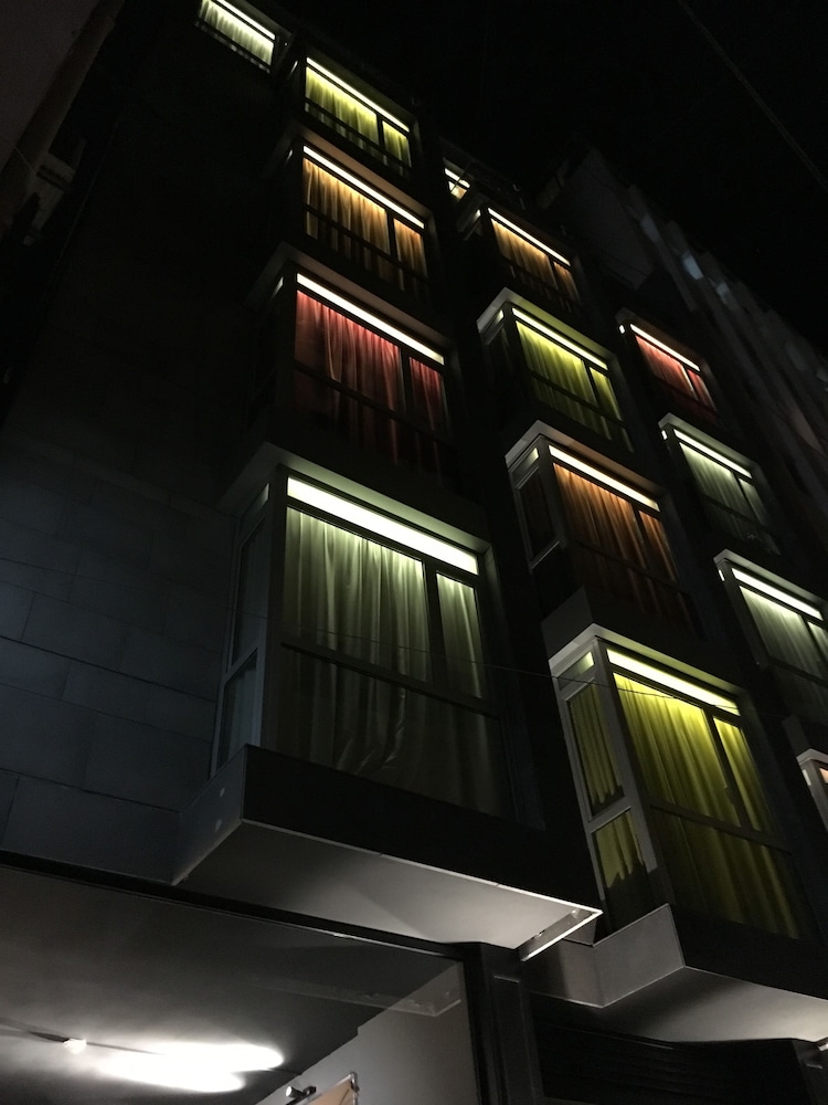 Caramel Boutique Hotel Beirut in BEIRUT
