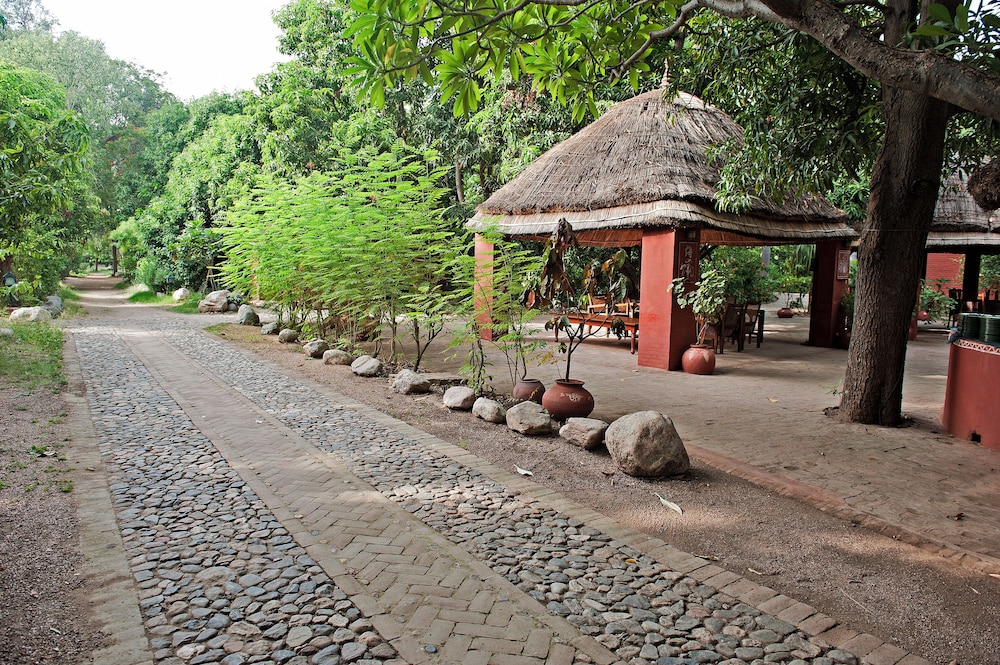 WelcomHeritage Maharani Bagh Orchard Retreat 42/47