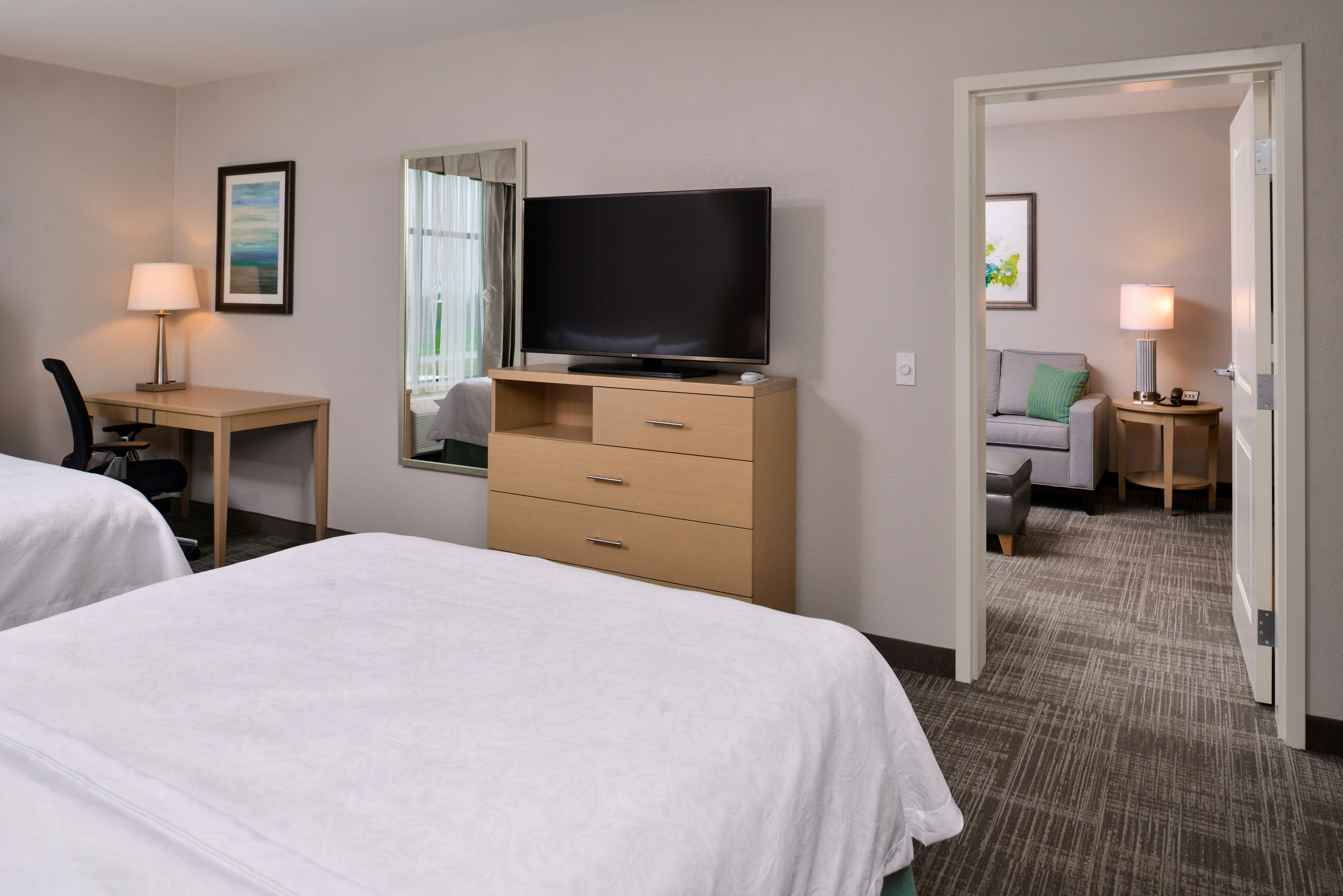 SUITE, 2 QUEEN BEDS, ACCESSIBLE