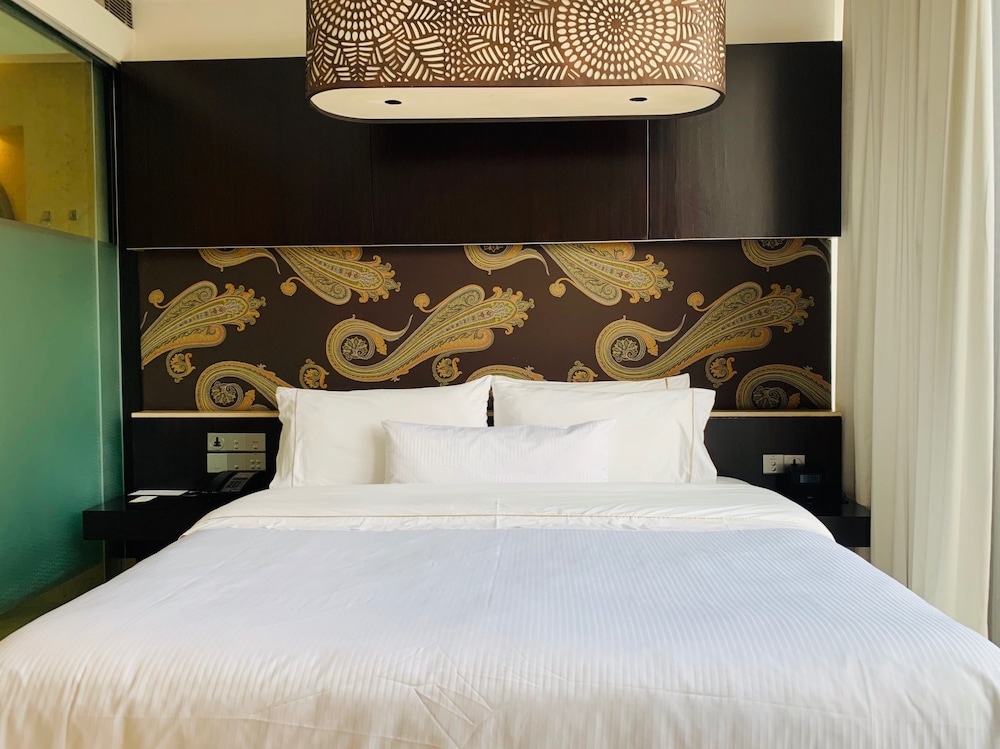 The Westin Gurgaon New Delhi 18/60