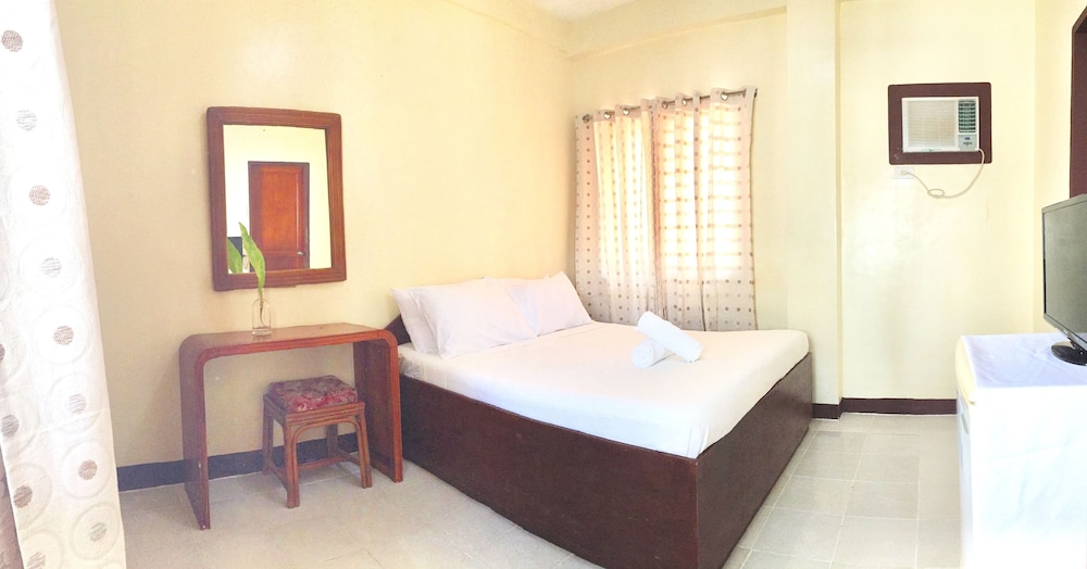 Seabird International Resort 12/35