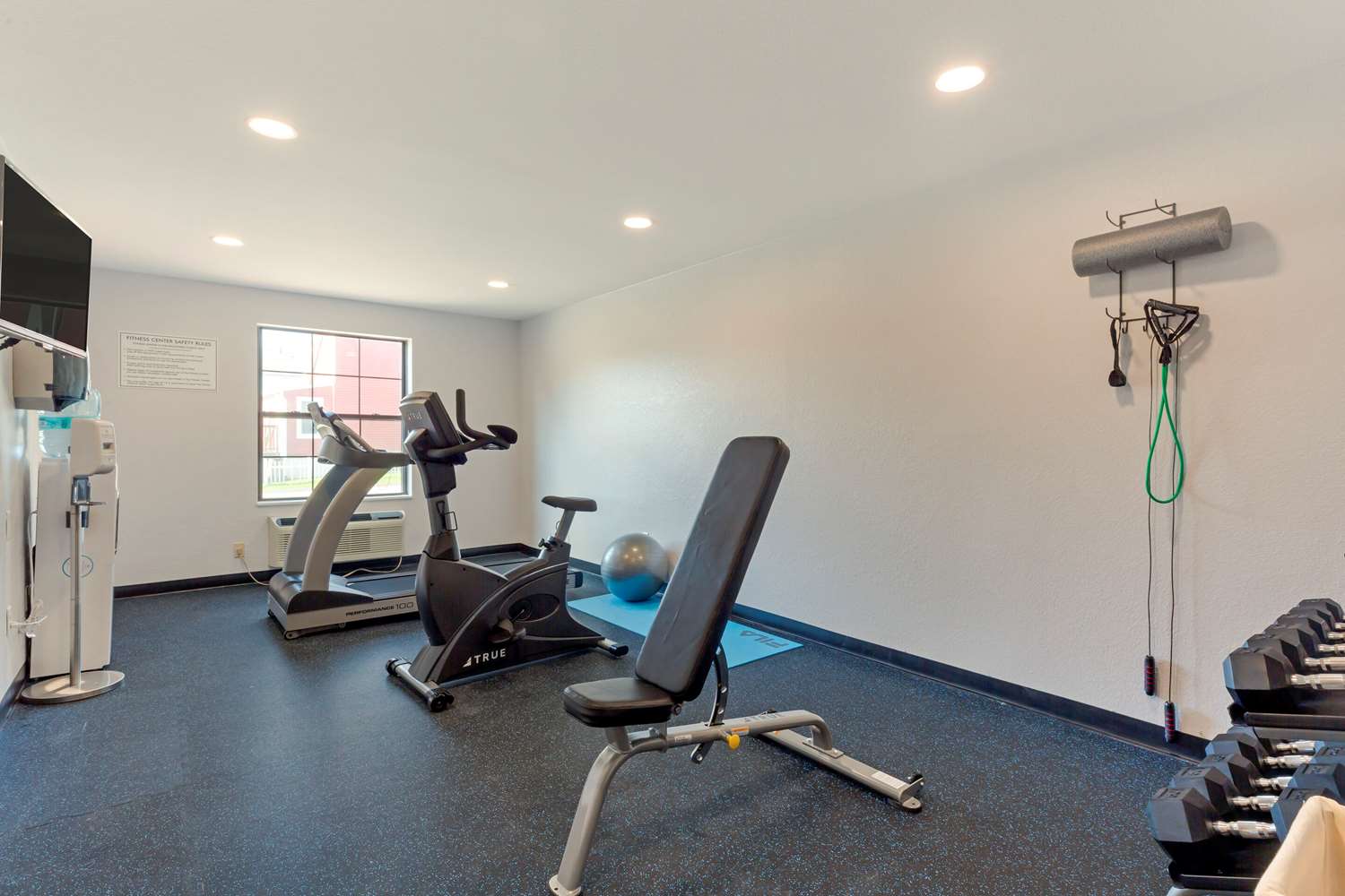 Quality Inn Lenox MA 22/29