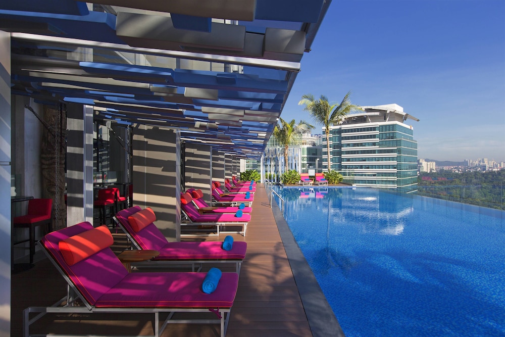 Aloft Kuala Lumpur Sentral Hotel 11/82