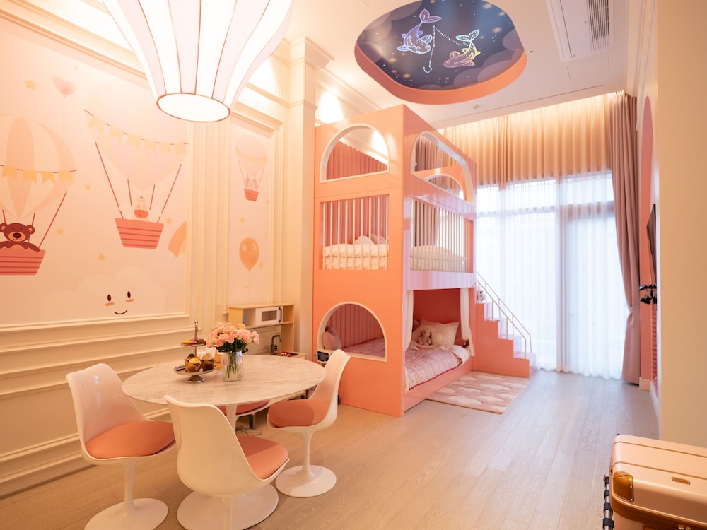 The Siena Resort 25/50