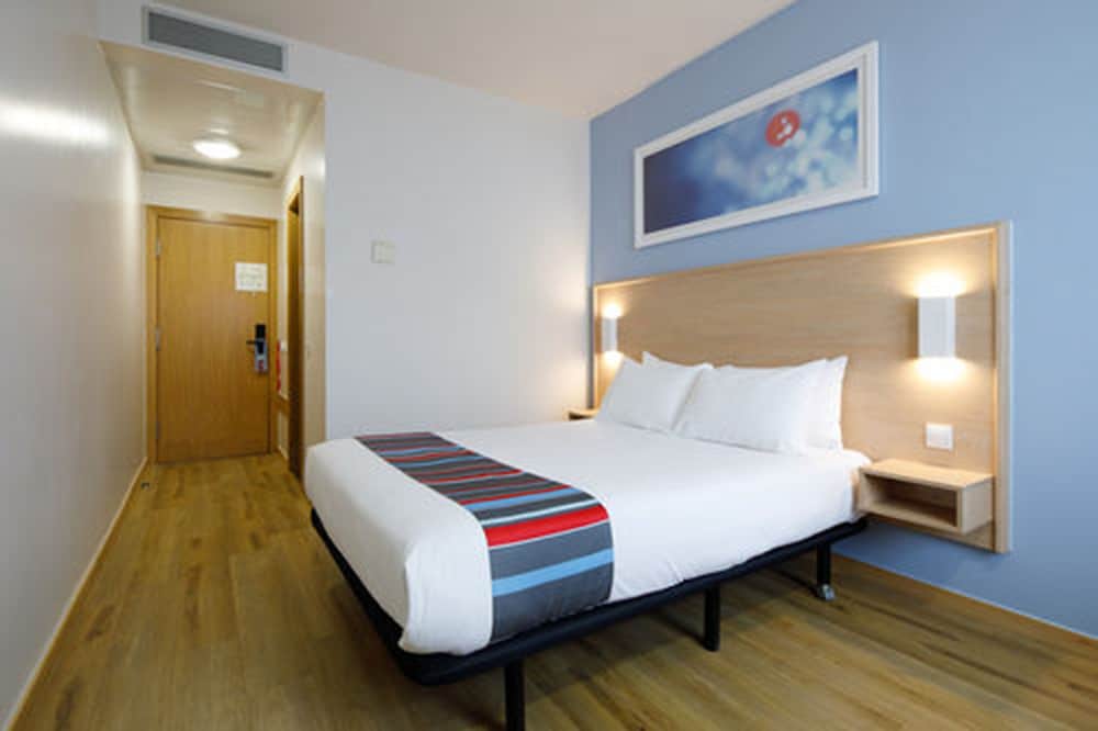 Travelodge Barcelona Fira 12/39