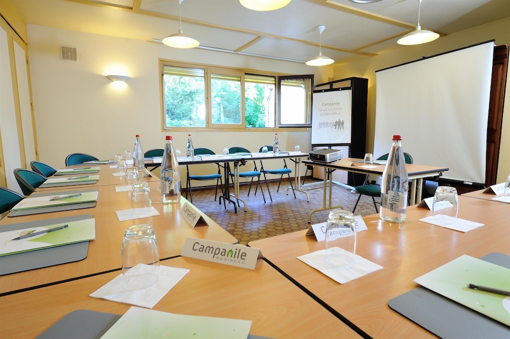 CAMPANILE CHOLET 23/29