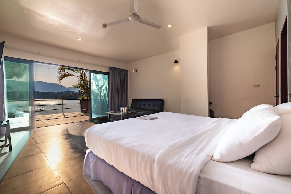 SANCTUARY NAM NGUM BEACH RESORT 10/53