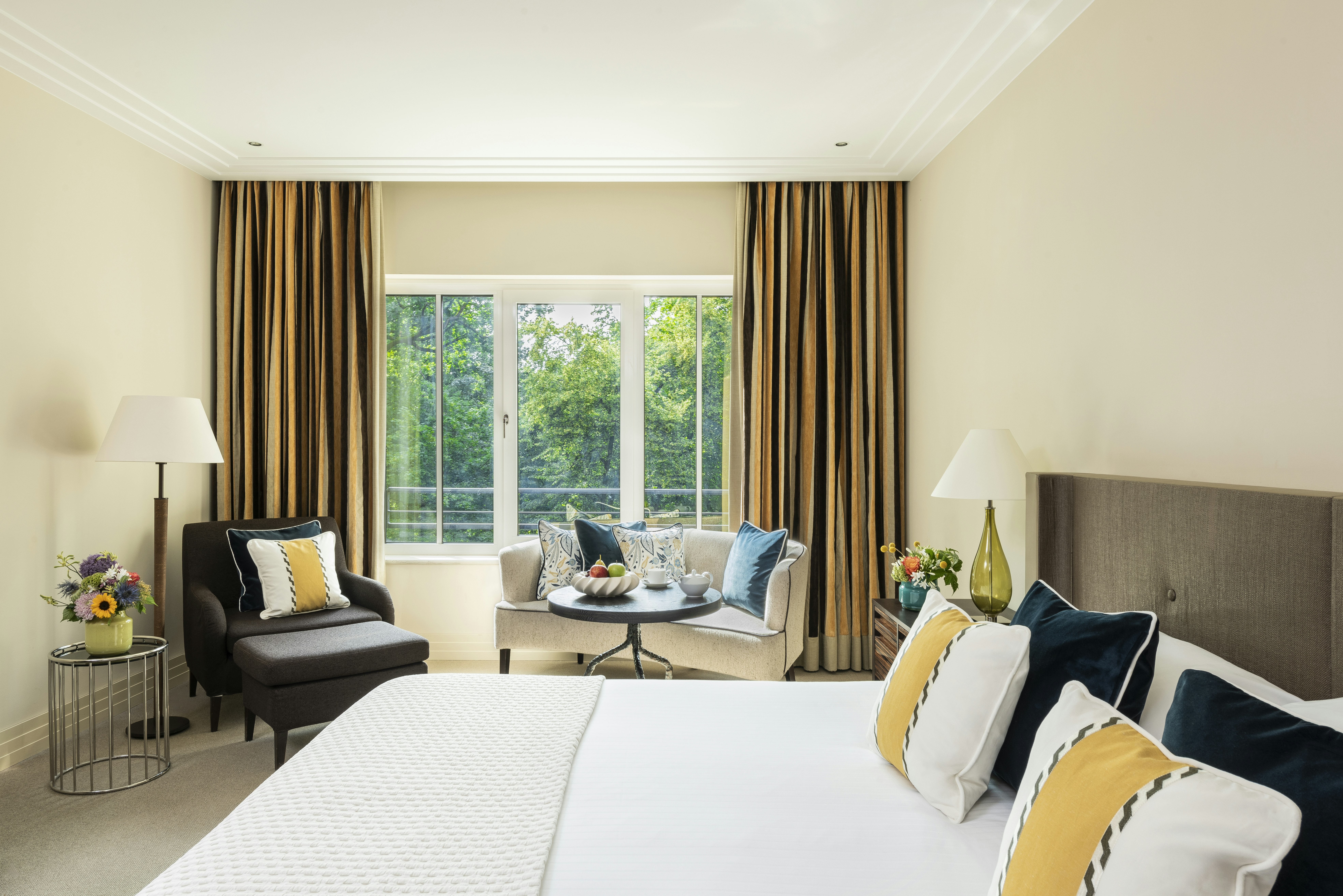 Deluxe, Park View, ROCCO FORTE THE CHARLES HOTEL 2/3