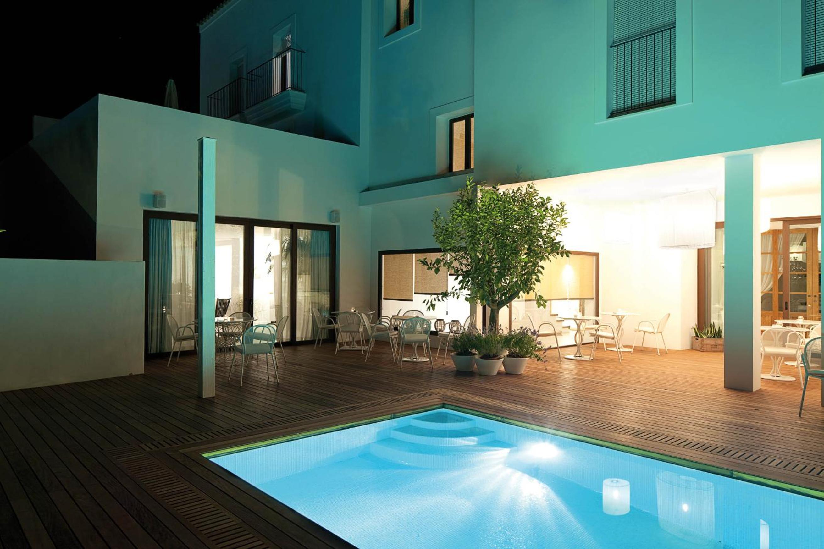 Hotel Es Mares 53/56