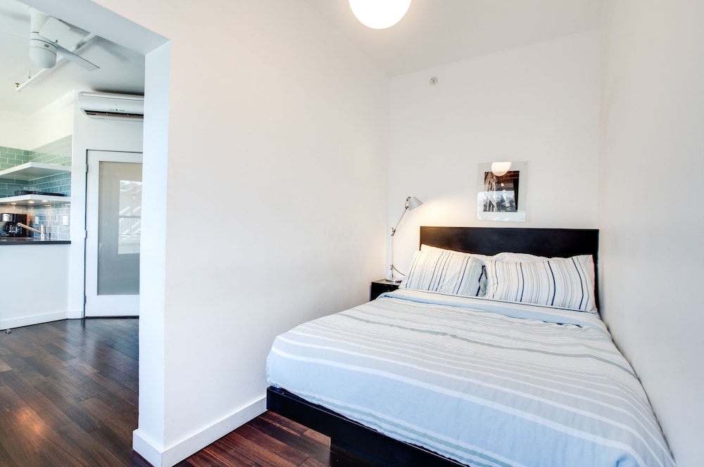Venice Breeze Suites 15/54