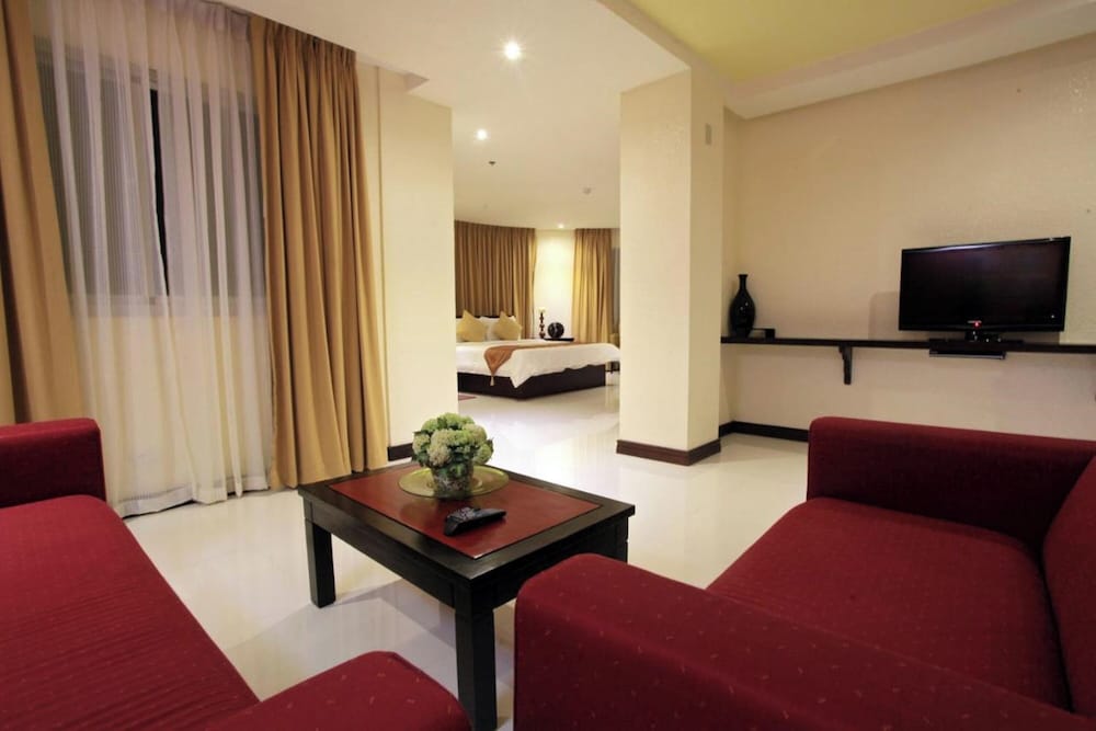 Hotel Centro Puerto Princesa Near Airport by ZUZU 83/107