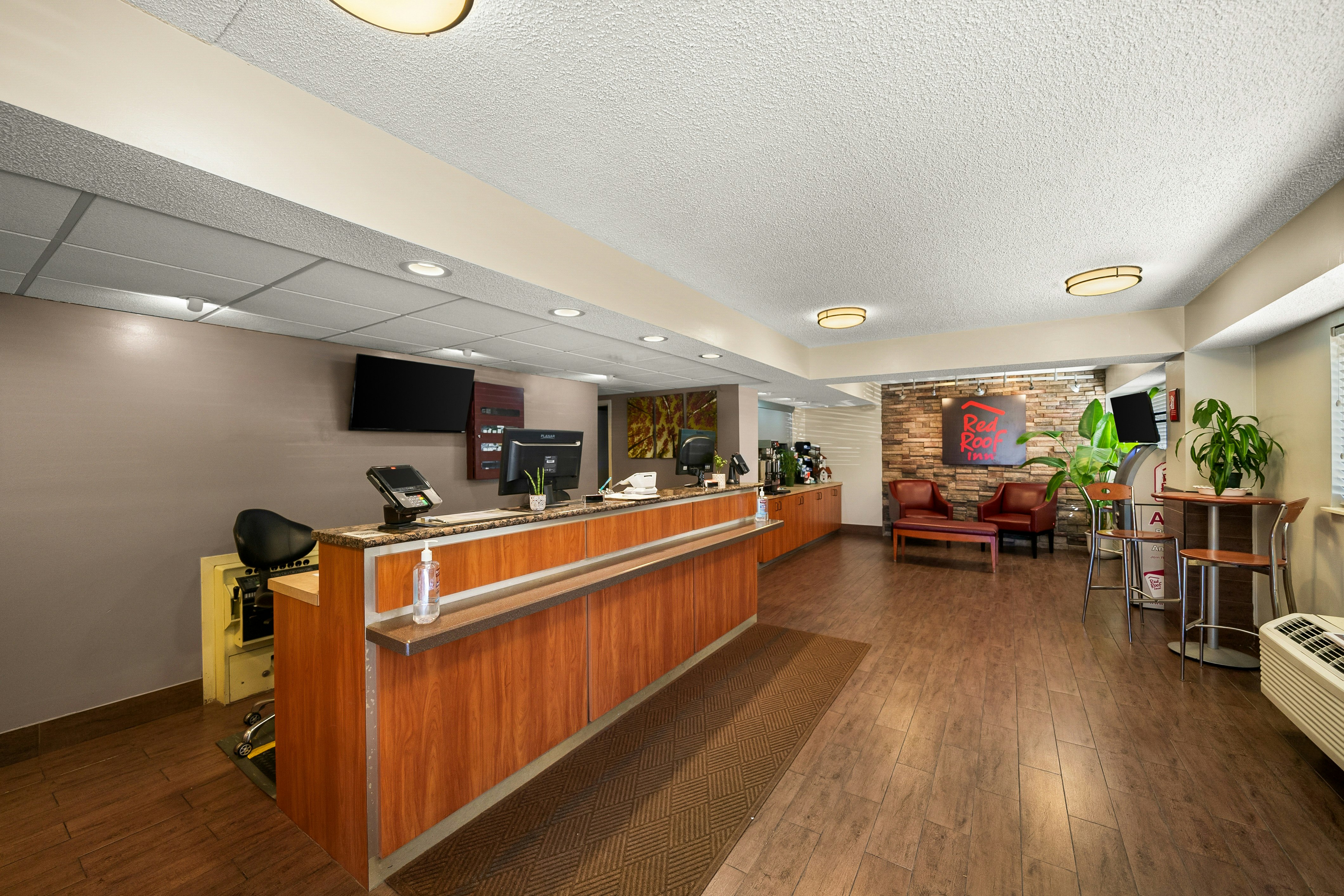 Lobby at Red Roof Inn Dallas - DFW Airport North, IRVING - TX