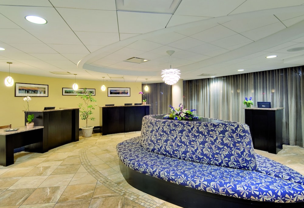 Doubletree By Hilton Portland Me 12/61