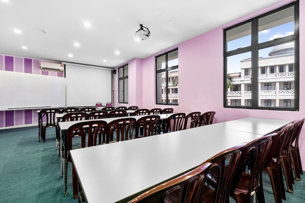 Smile Hotel Putrajaya 62/69