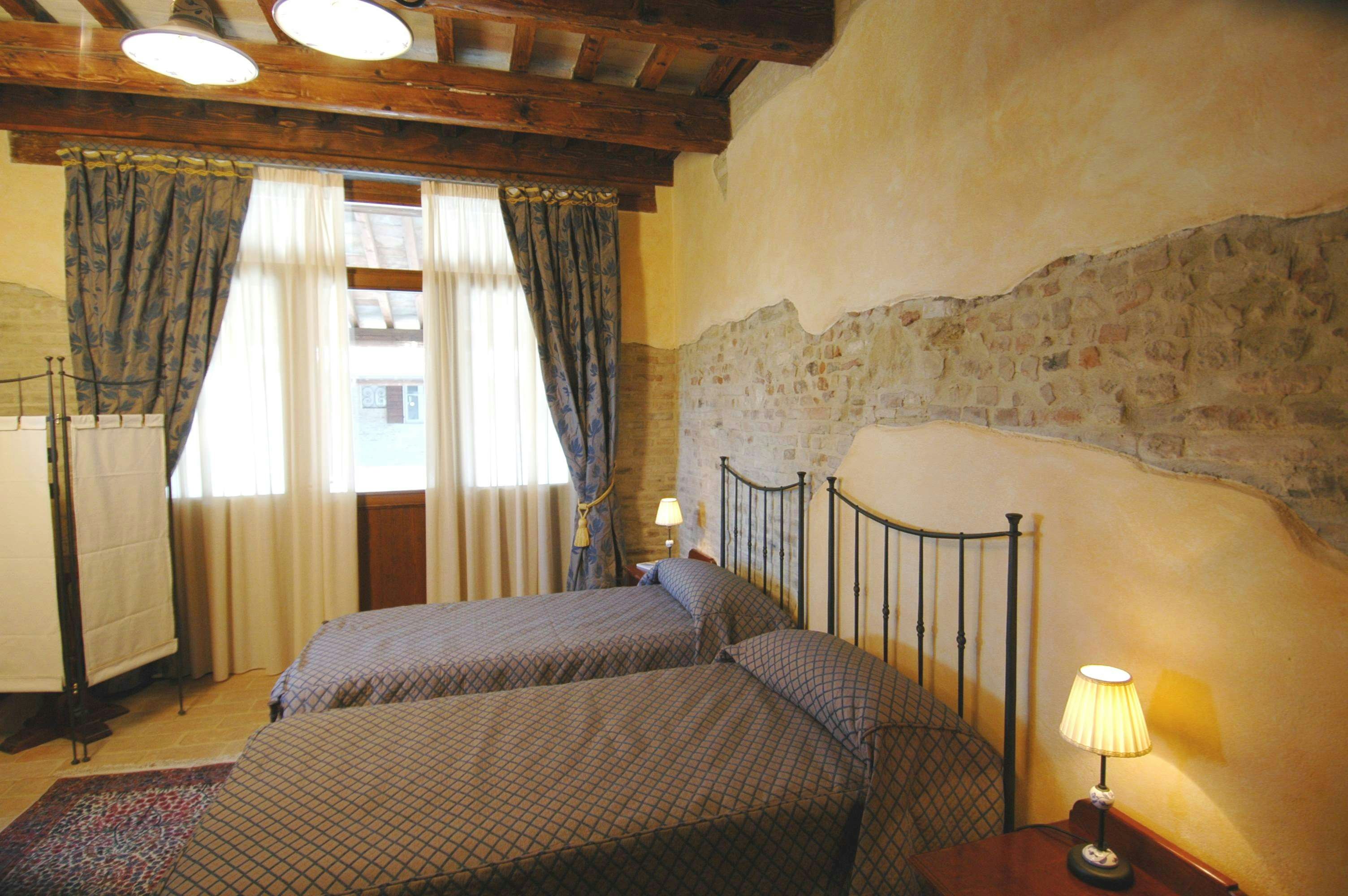 Castello Montegiove 5/16