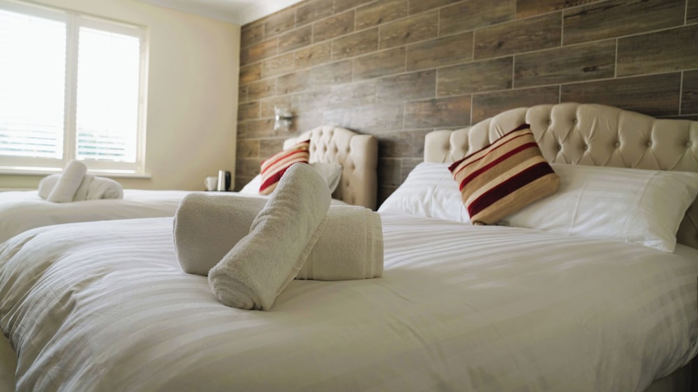 The Chichester Hotel 14/34