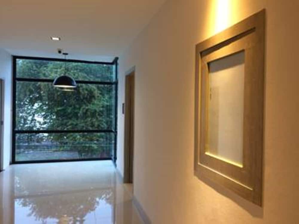 B Boutique Residence 43/59