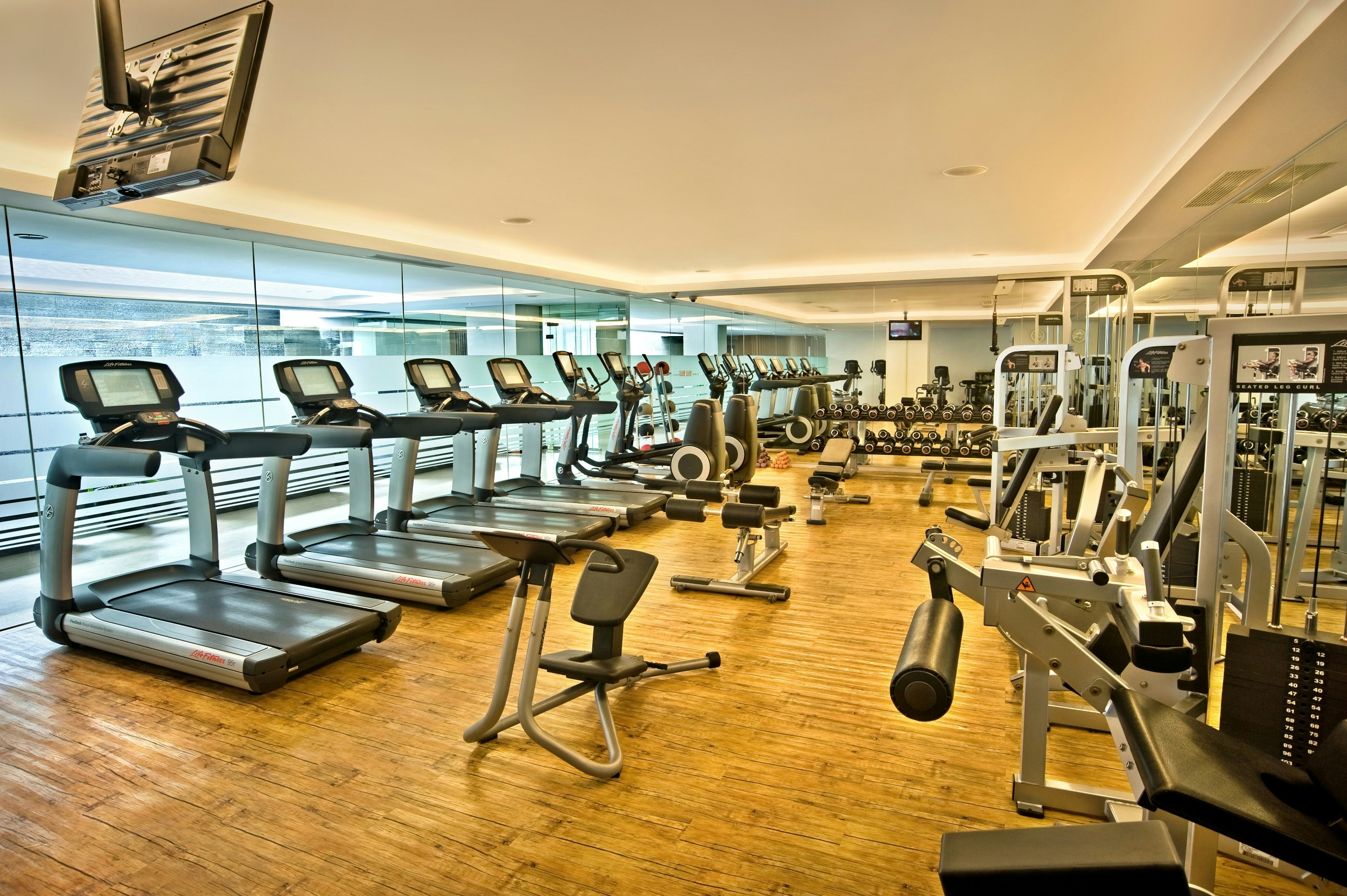 Hilton Bandung 33/54