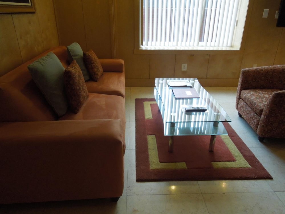 THE ELDON LUXURY SUITES photo3