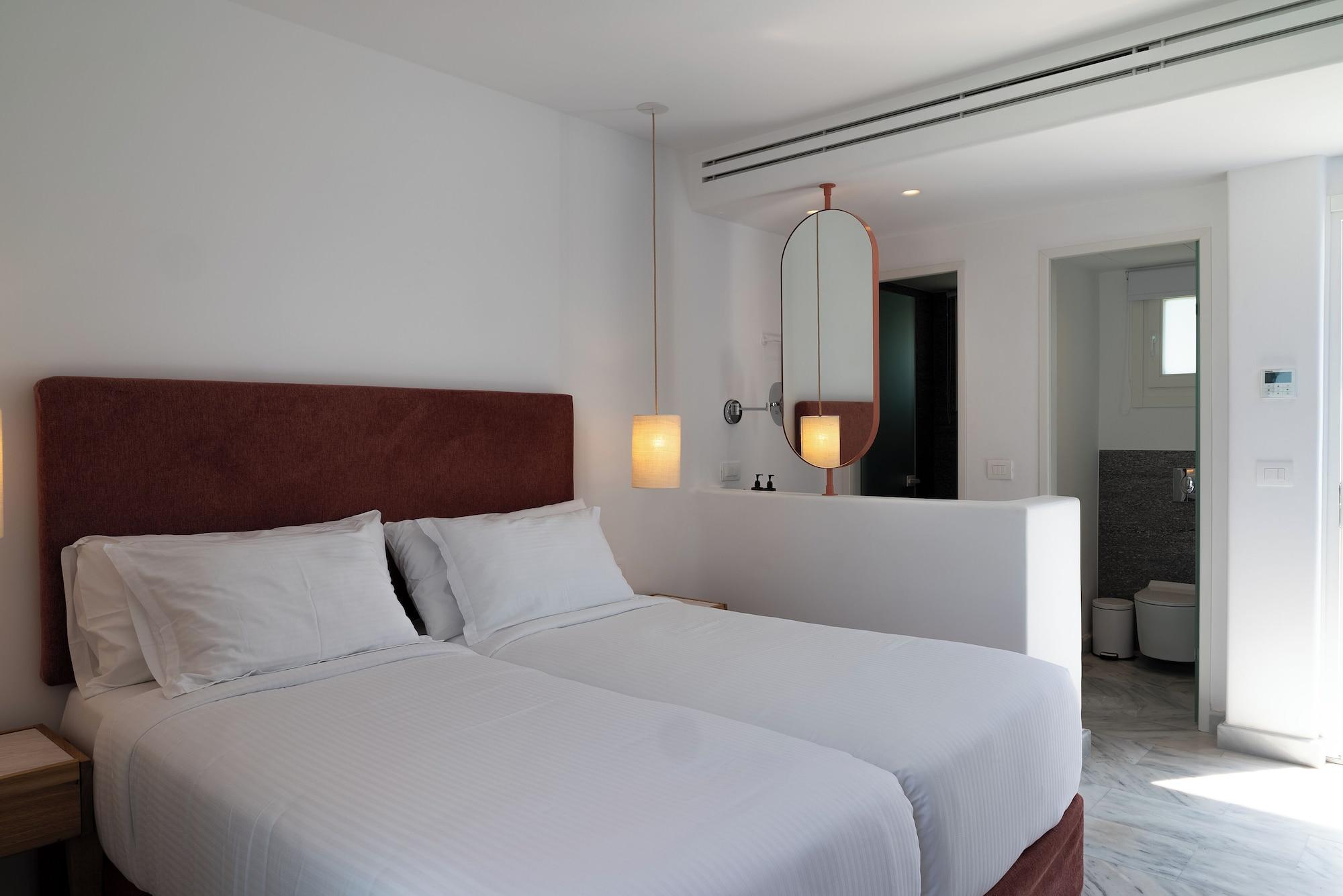 Room, Double Bed, Plunge Pool