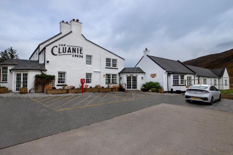 Cluanie Inn 28/33