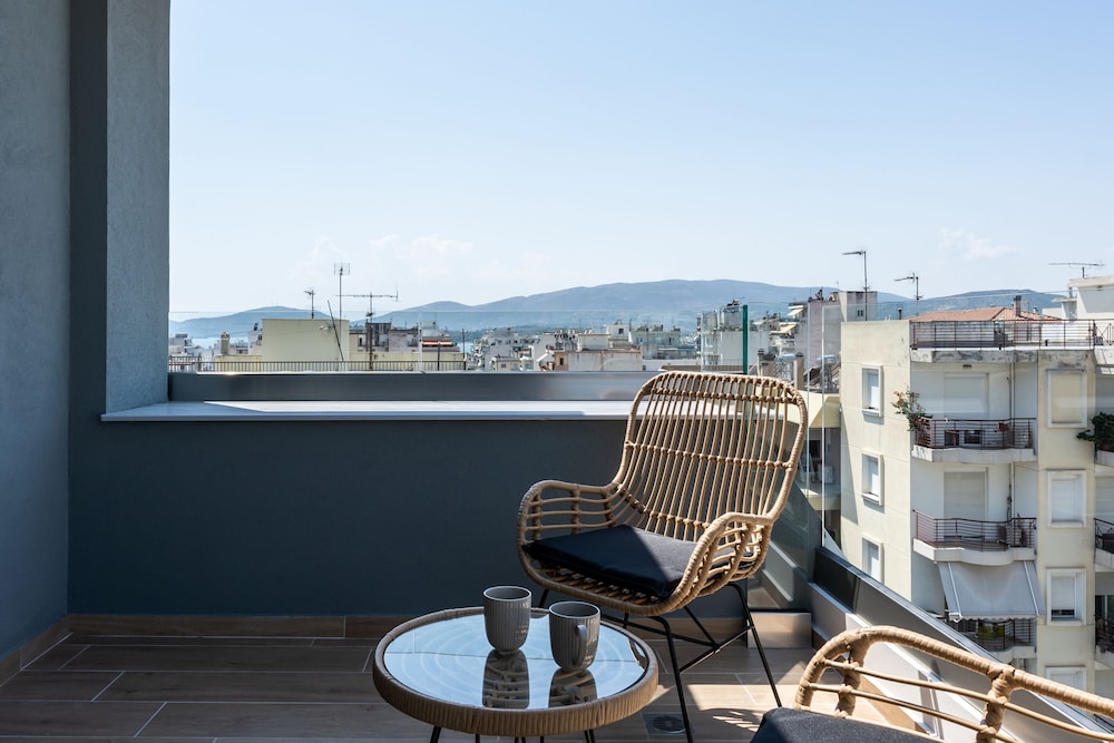 Empress Luxury Residences 35/36