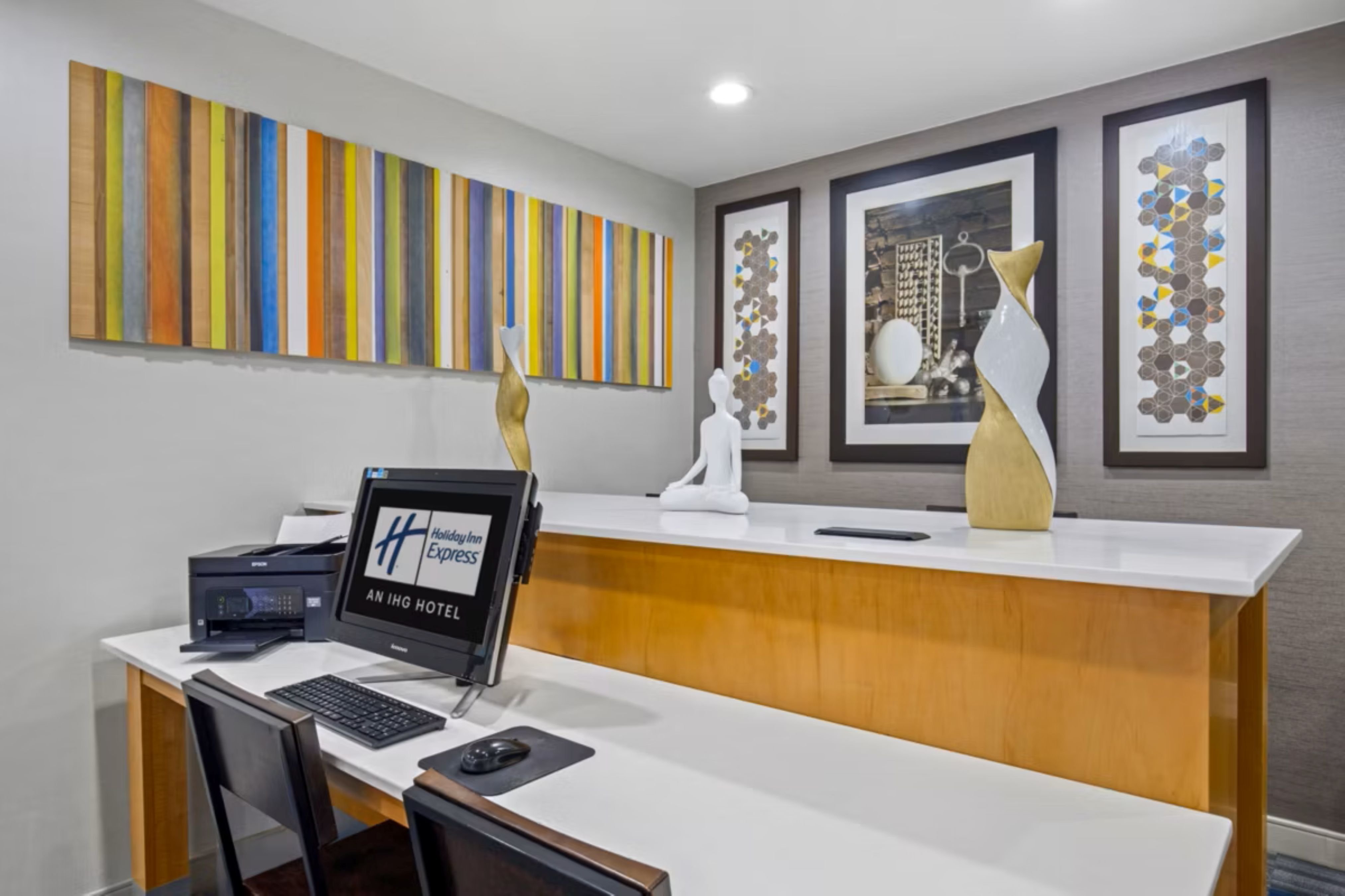 Holiday Inn Express And Suites Locust Grove 27/30
