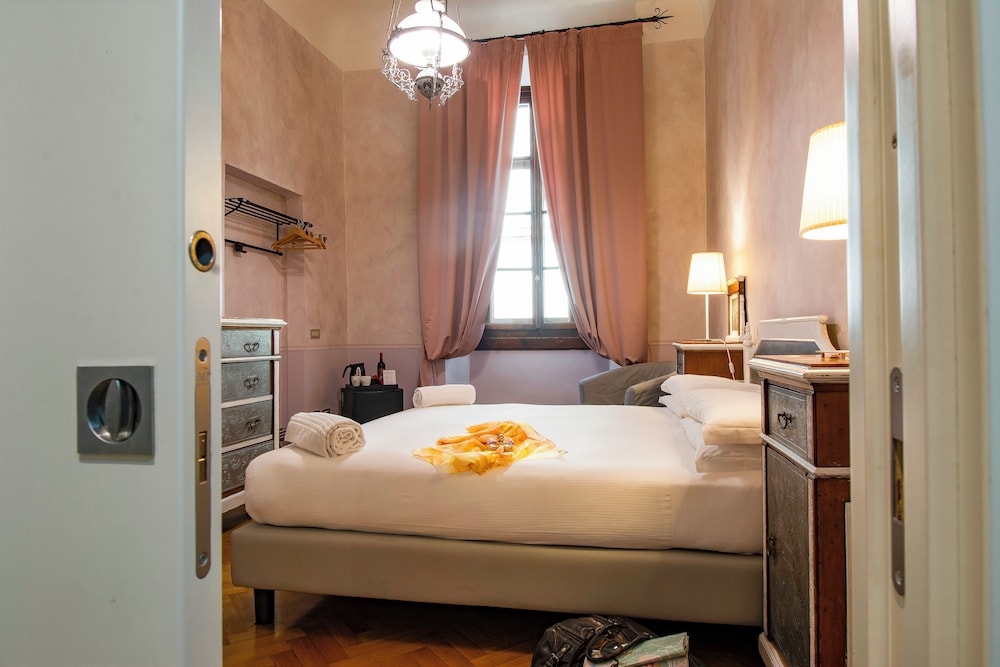 N4u Guest House 5/50