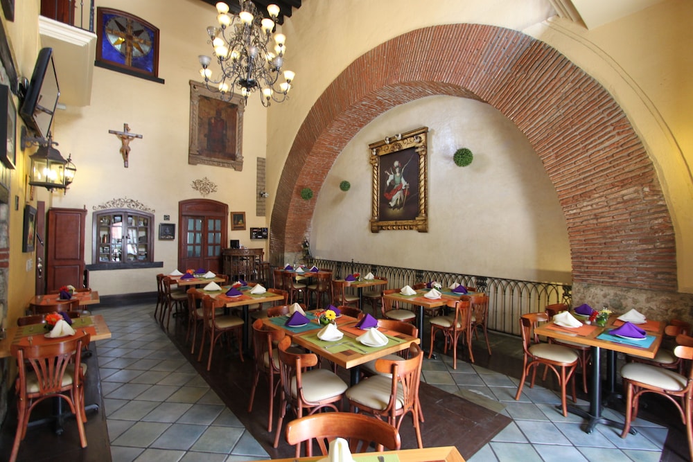 Hotel CasAntica 33/42